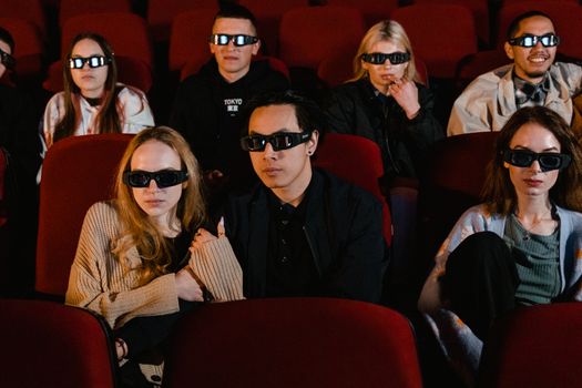 Czech Theater in the Digital Era: Transformation and Audience Reach